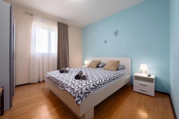 3 bedrooms, internet