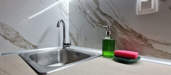 Athina A7 apartment is located in Pieria Katerini, ten minutes walk to centre
