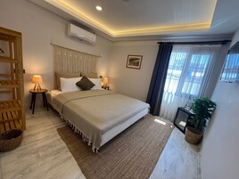 Design Double Room | Premium bedding, individually decorated, individually furnished