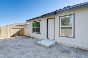 Exterior - Brand New Spring Home < 1 Mi to Old Town! (Spring)