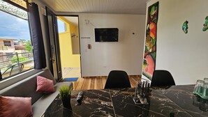 Uklassifisert bilde, 4 av 42, knapp