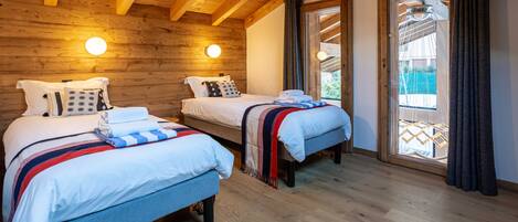 5 Schlafzimmer, Bügeleisen/Bügelbrett, Internetzugang