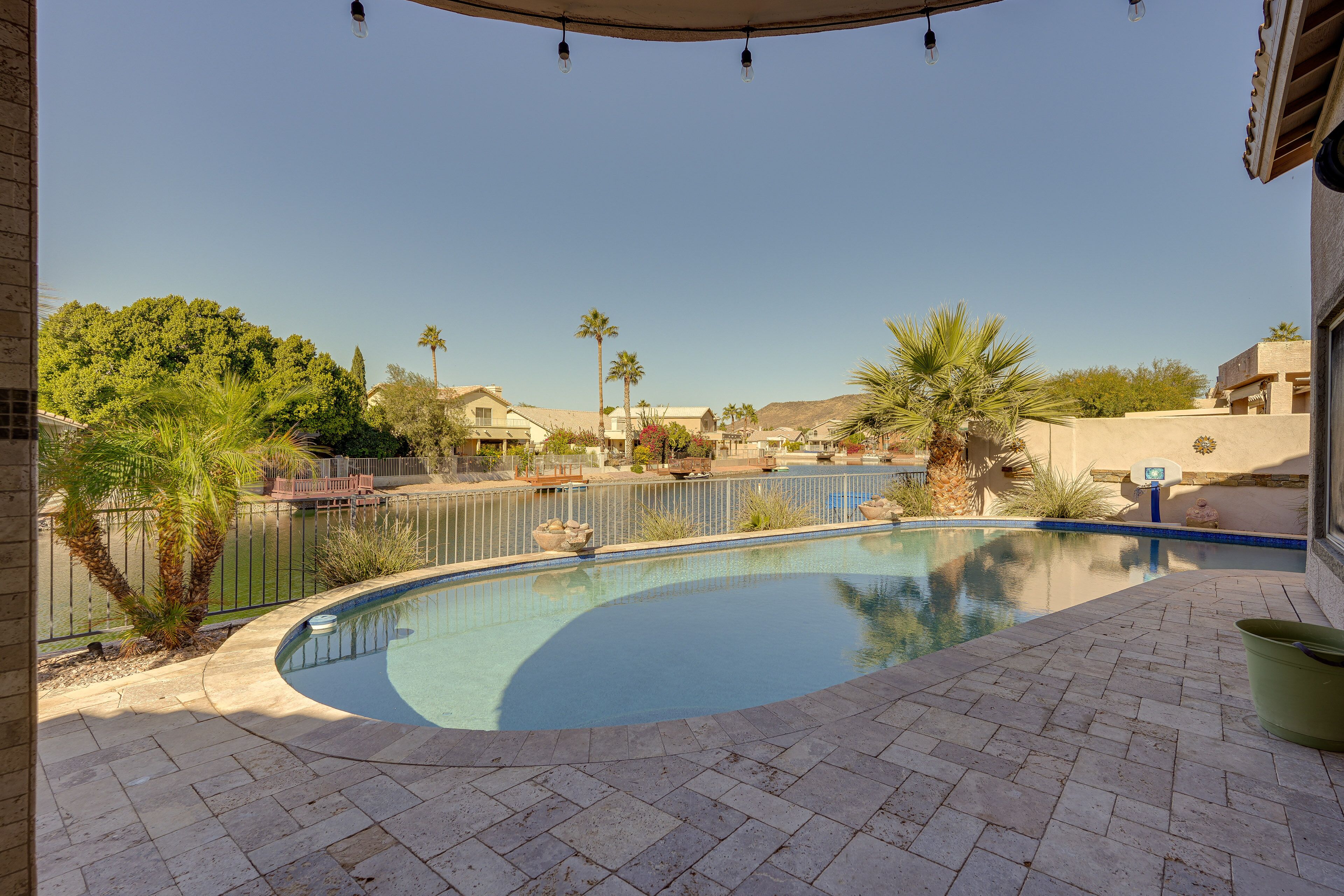 Lakefront Glendale Home w/ Private Pool & Dock