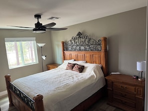 4 bedrooms, free WiFi, bed sheets