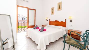 4 Schlafzimmer, Bügeleisen/Bügelbrett, kostenloses WLAN, Bettwäsche