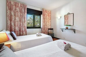 2 soveværelser, strygejern/strygebræt, gratis Wi-Fi, sengetøj