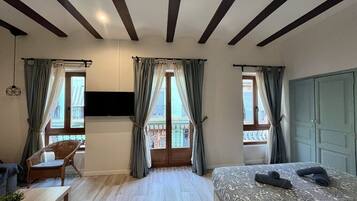 1 dormitorio, tabla de planchar con plancha, cuna de viaje y wifi gratis