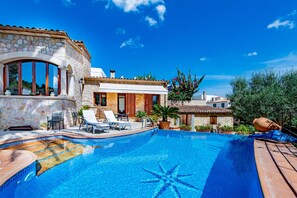 Pool - Villa 'Simone In Town, Pool and Wifi' with Private Pool, Wi-Fi and Air Conditioning (Pollensa)