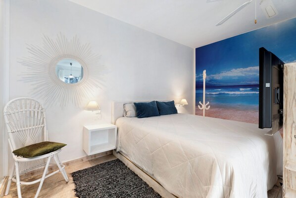 1 bedroom, free WiFi, bed sheets