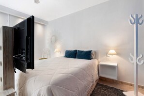 1 bedroom, free WiFi, bed sheets - Holiday Apartment 'Pardelo' with Wi-Fi (Los menores)