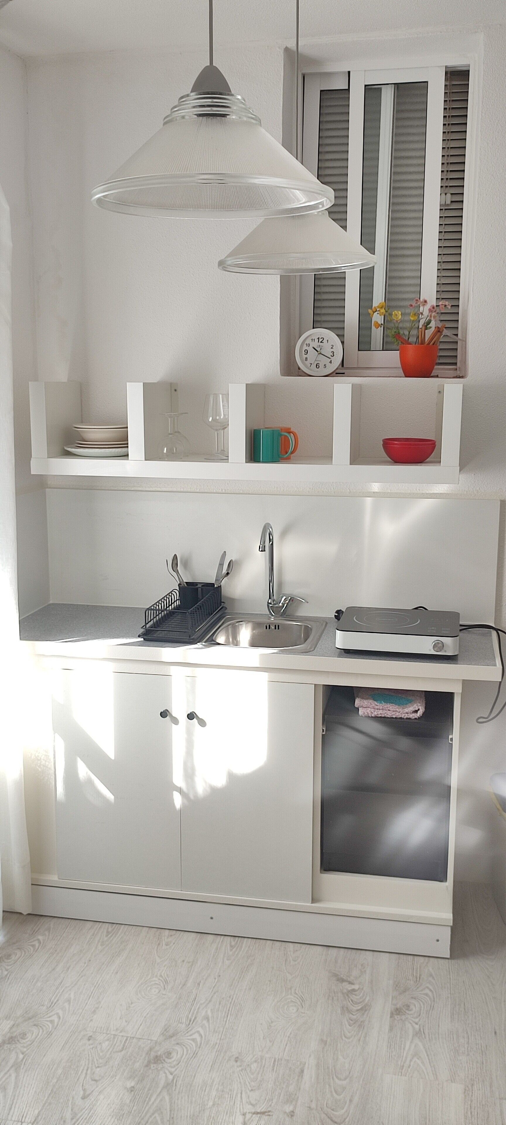 Fridge, microwave, coffee/tea maker, electric kettle