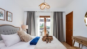 4 soverom, strykejern/-brett, wi-fi (inkludert) og sengetøy
