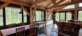 Dragonfly - Unique, tranquil retreat in Grand Marais, MN