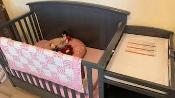 2 Schlafzimmer, Bügeleisen/Bügelbrett, kostenloses WLAN, Bettwäsche