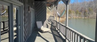 True Fisherman's Cabin on Private Lake
