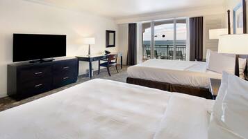 In-room safe, desk, iron/ironing board, free WiFi