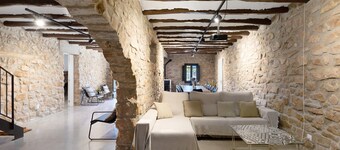 Country House 'Mas Françó' with Mountain Views, Wi-Fi and Air Conditioning