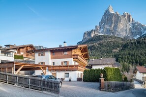 Exterior - Apartment 'Kristiania Type B' with Mountain View, Balcony and Wi-Fi (Siusi allo Sciliar (BZ))