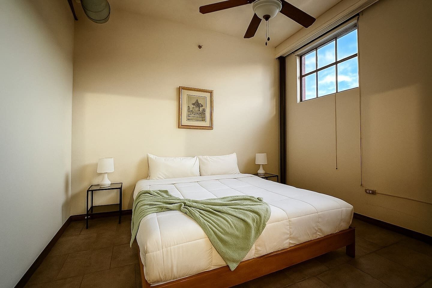 書桌、熨斗/熨衫板、免費 Wi-Fi、床單