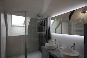 Dusche, HandtĂŒcher