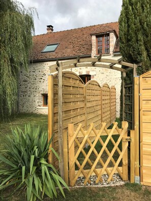 Property grounds - L'homme Blanc - Soizy-aux-bois (Soizy-aux-Bois)