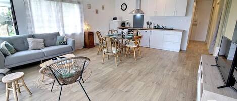 TV, DVD player, stereo