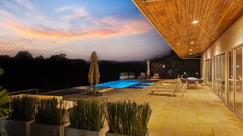 Villa The Daughter of the Moon Fortuna Arenal Area: Amazing views; luxury stay
