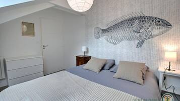 2 slaapkamers, een strijkplank/strijkijzer, gratis wifi, beddengoed