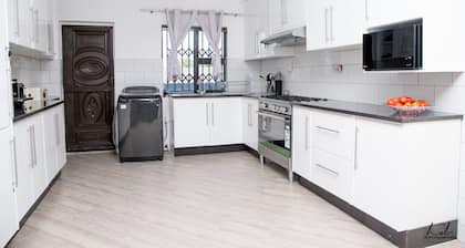 Grey Mansion BnB
