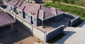 Front of property - Grey Mansion BnB  (Masvingo)
