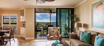 Beautiful Waterfront Vacation Private Condo 4th floor. Views and Amenities.