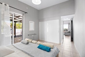 4 bedrooms, iron/ironing board, free WiFi, bed sheets - Villa Jimmy's Katomeri 2 with Sea View, Wi-Fi and Air Conditioning (?eganisi)