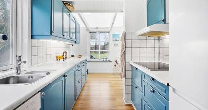 Cozy home in Hundested with kitchen
