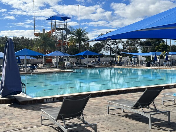 Indendørs pool, udendørs pool
