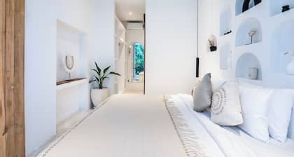 ULU 5 ·2br Villa