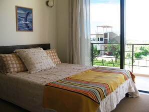 2 bedrooms, iron/ironing board, WiFi, bed sheets - Casa Vizcaino, Surf and Serenity in Baja's Agrihood (El Pescadero)
