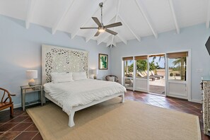 5 bedrooms, free WiFi, bed sheets - Estate Shoys St. Croix. Quick walk to the best beach! 5/4Luxury house with pool. (Christiansted)