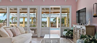Estate Shoys St. Croix. Quick walk to the best beach! 5/4Luxury house with pool.
