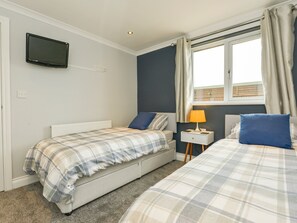 2 عدّة غرف نوم وبديكورات فريدة لكل غرفة وطراز فريد لكل وحدة