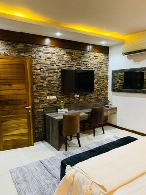 Apartment | 1 bedroom, iron/ironing board, free WiFi, bed sheets