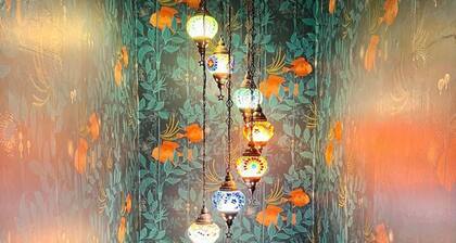 Inviting 4-bed House Near Heathrow w/ Fireplace