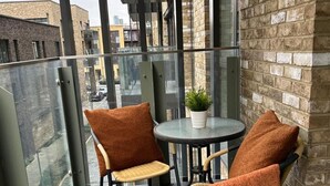 Apartment | Property grounds - Inviting 2-bed Apartment in London (London)