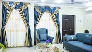 Unclassified image, 4 of 27, button - Fully Furnished 2-bedroom in East Legon (Accra)