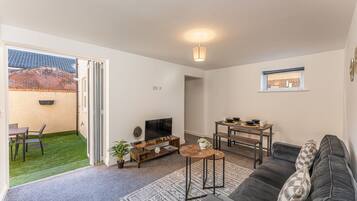 Apartment | Living area