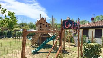 Zimmer, 2 Schlafzimmer, Raucher, Balkon | Kinderbereich