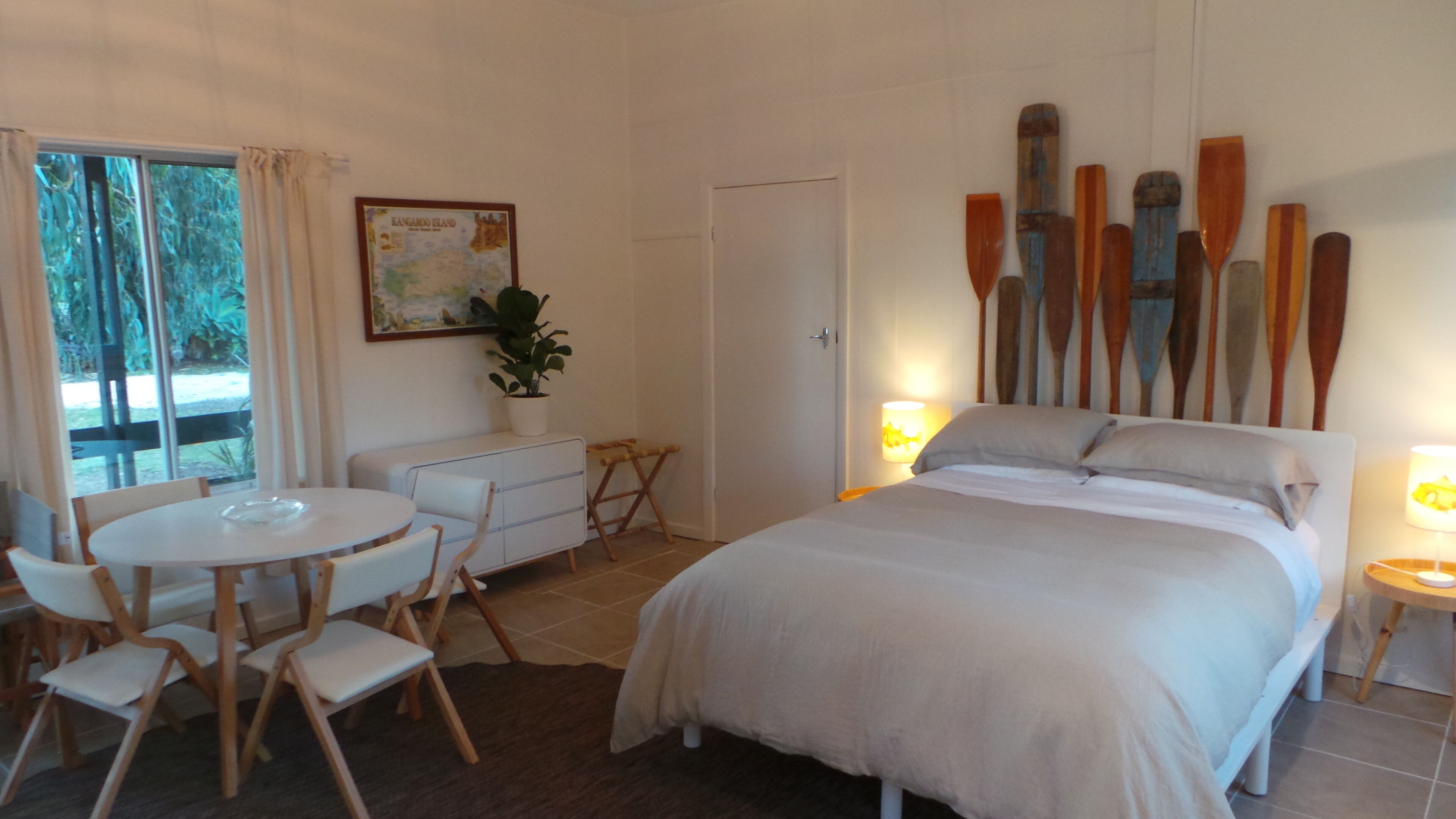 1 chambre, fer et planche à repasser, Wi-Fi, draps fournis