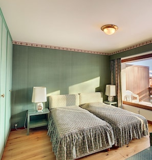 4 chambres, accès à Internet