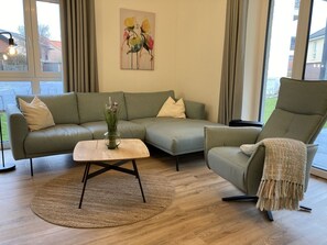 Immagine non classificata, 5 di 32, pulsante