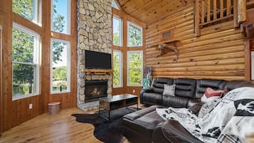 Smart TV, fireplace, video games