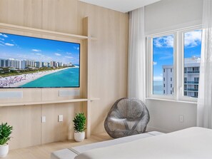 2 bedrooms, iron/ironing board, Internet, bed sheets - Ultra Luxe 2/3.5 Ocean View Penthouse at 1 Hotel (Miami Beach)